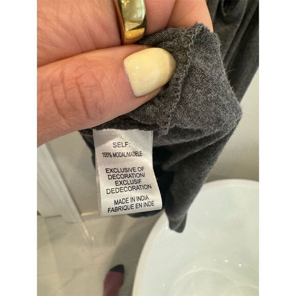 Halston Heritage Women's Gray Draped Beaded Top Size L V-Neck Criss-Cross Back - Picture 5 of 5